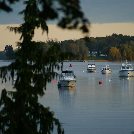 Fisherman'S Daughter B&B Mahone Bay Exterior foto